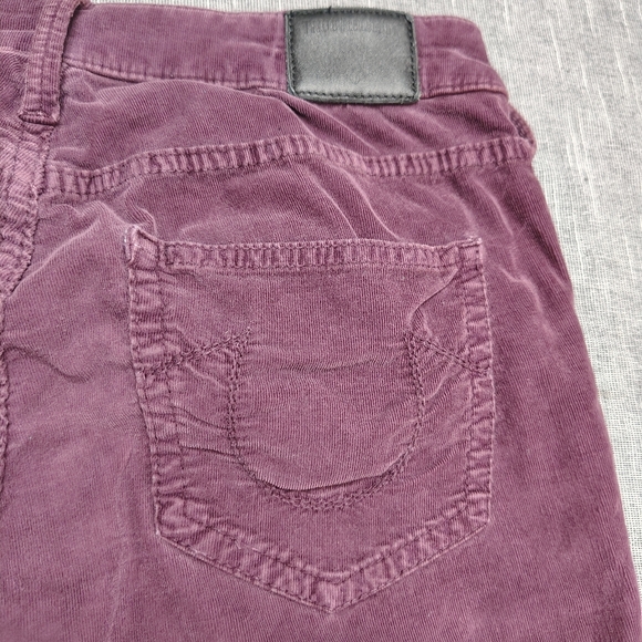 True Religion Halle Stretch Women's Size 28x29 Burgundy Corduroy Jeans - Picture 7 of 12